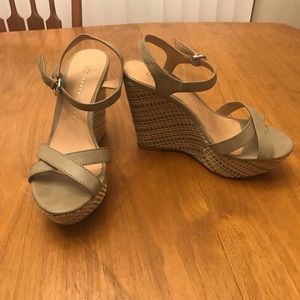 LC Lauren Conrad Waverly Metallic Platform Heel